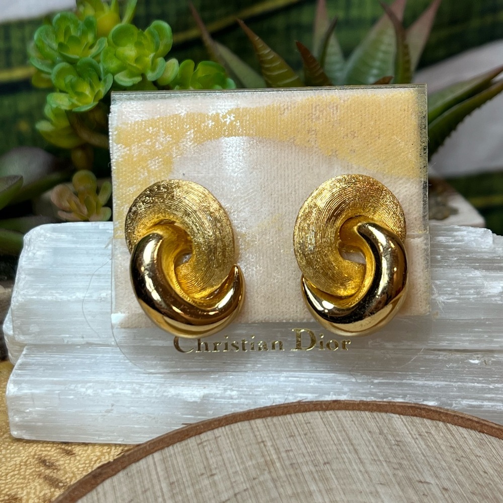 VTG| Christian Dior Earrings ✨ - Picture 3 of 8